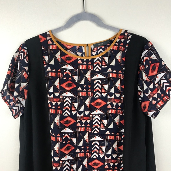 THML Short Sleeve Top - Size Large - Picture 2 of 9